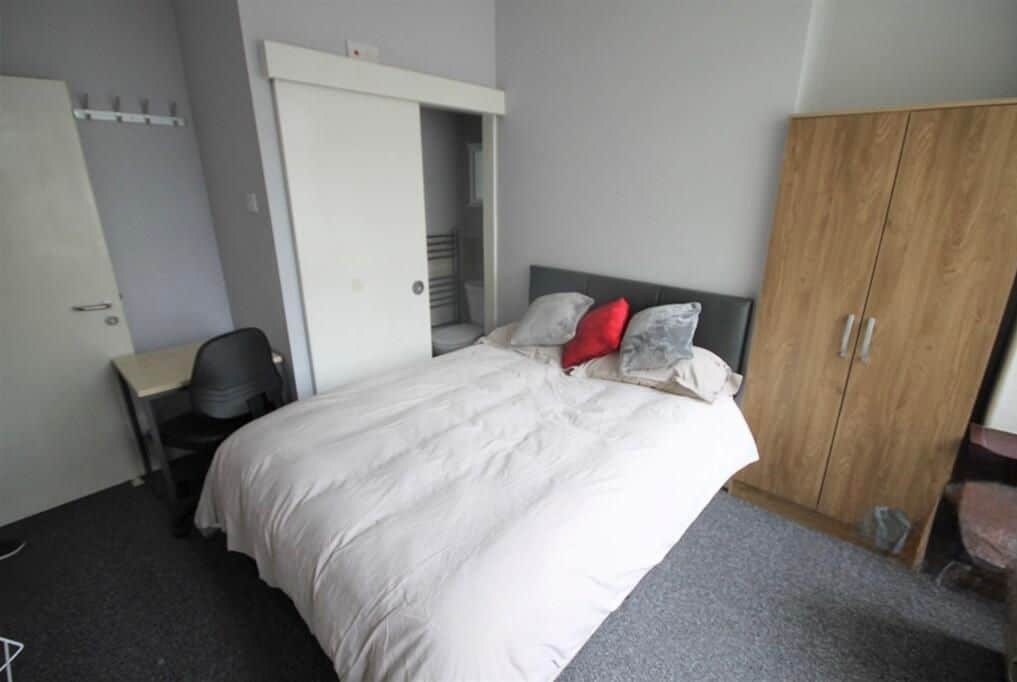 131 Seaford Road, Salford, Greater Manchester, M6 6BA,